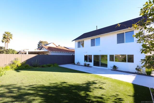 8686 Perseus Rd, San Diego CA: https://media.crmls.org/mediaz/e7df3d77-6c2f-4796-87d0-a67b54aaee04.jpg