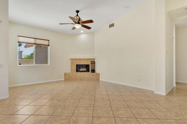 67892 Mccallum Way, Cathedral City CA: https://media.crmls.org/mediaz/e7dfa3df-3798-4b8f-b980-c1b82fec7238.jpg
