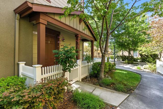 211 Peppermint Tree Terrace, Sunnyvale CA: https://media.crmls.org/mediaz/e7e0e407-cade-43c2-a2ac-e3aa229b83cc.jpg