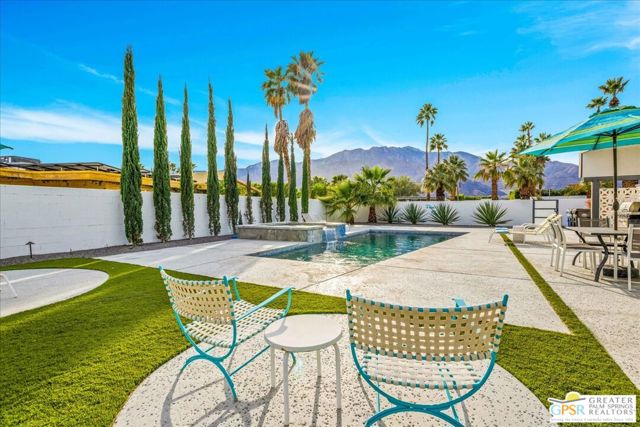 3351 E Paseo Barbara, Palm Springs CA: https://media.crmls.org/mediaz/e7e15b8f-c3b8-4f63-a06b-cfb0ac20b3e1.jpg