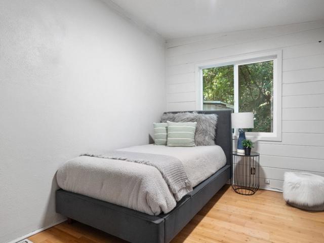201 Lake Street, Boulder Creek CA: https://media.crmls.org/mediaz/e7e1dbb7-88fb-4ad5-bf86-87aa60938d1a.jpg