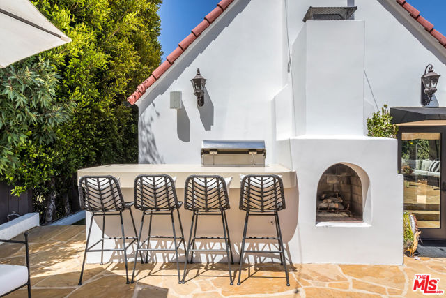8149 Mannix Drive, Los Angeles CA: https://media.crmls.org/mediaz/e7e21539-730d-4ac2-a732-4c449f826db7.jpg
