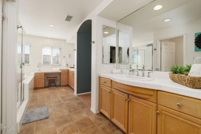 664 Corte Regalo, Camarillo CA: https://media.crmls.org/mediaz/e7e22da6-683b-414b-9c34-ab9386eabfb8.jpg