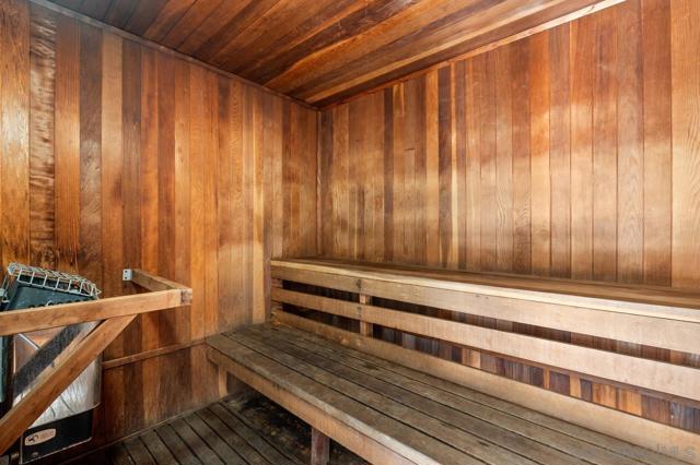 6747 Friars Rd, San Diego CA: https://media.crmls.org/mediaz/e7e25315-687a-44fd-9fb1-4cd5a0990270.jpg