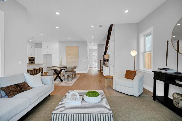 257 Haleena Place, Walnut Creek CA: https://media.crmls.org/mediaz/e7e41b14-93d2-48d0-b678-0d247559098e.jpg