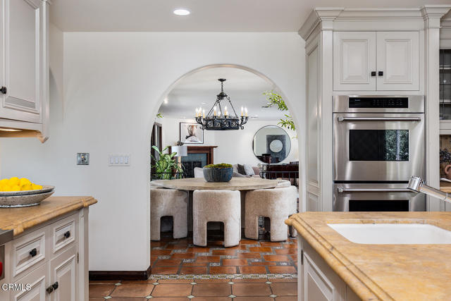 Detail Gallery Image 17 of 73 For 420 Inverness Dr, La Canada Flintridge,  CA 91011 - 6 Beds | 5/1 Baths