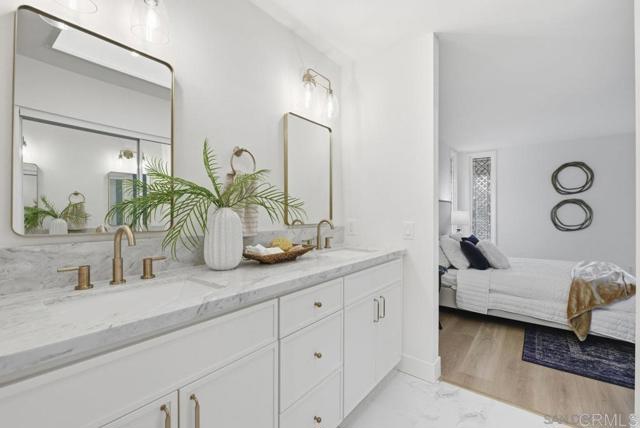 Detail Gallery Image 18 of 37 For 12209 Casero Pl, San Diego,  CA 92128 - 2 Beds | 2 Baths