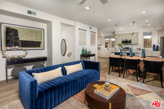 1483 W Vista Way, San Pedro CA: https://media.crmls.org/mediaz/e7e6c661-7dce-4808-8693-4315ff6223b7.jpg