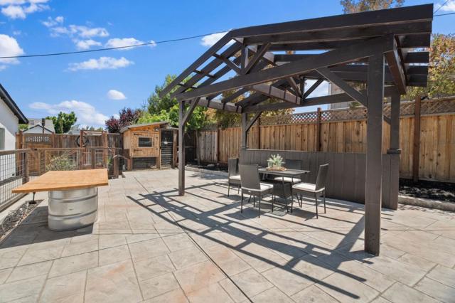 4975 Howes Lane, San Jose CA: https://media.crmls.org/mediaz/e7e70006-24f9-4190-806f-ae7d9481ffa0.jpg