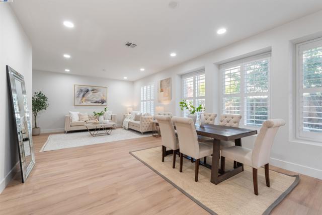 4667 Myrtle Dr, Dublin CA: https://media.crmls.org/mediaz/e7e7c413-810b-4db8-9507-5bff911cb29d.jpg