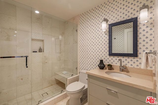 116 S Carmelina Avenue, Los Angeles CA: https://media.crmls.org/mediaz/e7e82f40-d203-4a66-8cf5-a304a54aef10.jpg