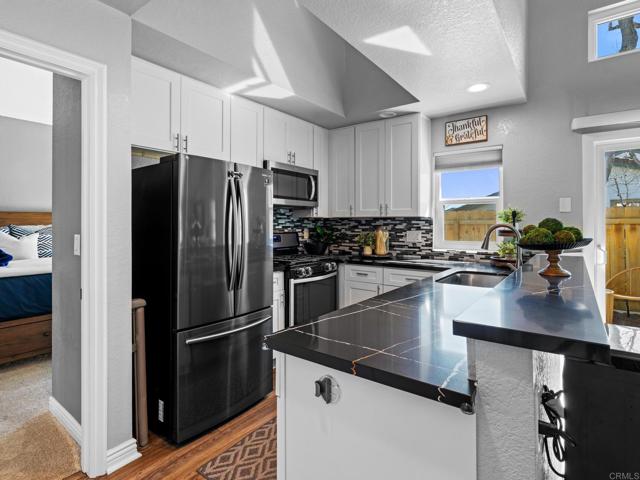 Detail Gallery Image 11 of 31 For 1007 Howard Ave #47,  Escondido,  CA 92029 - 2 Beds | 2 Baths