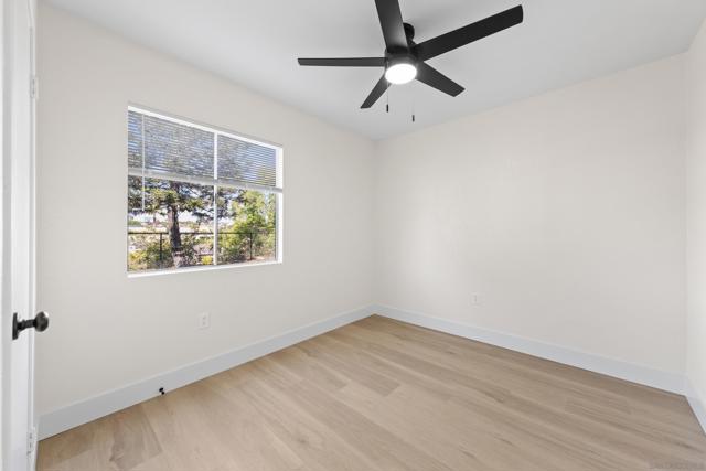 1267 Sonoma Ct, Chula Vista CA: https://media.crmls.org/mediaz/e7e9222e-7471-47ce-8d92-b54474d7e8a6.jpg