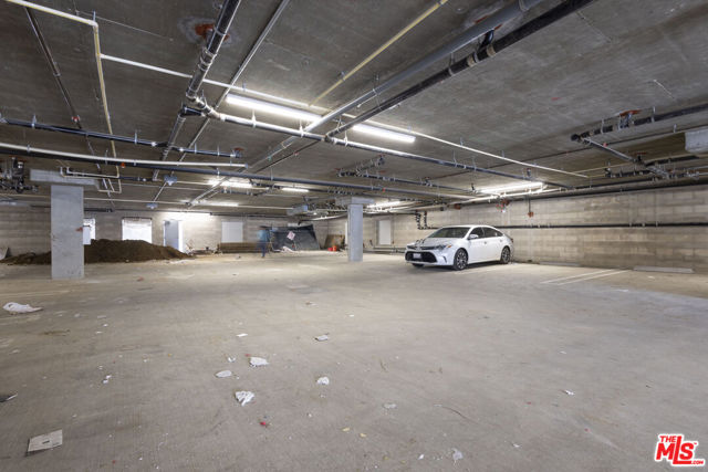 14629 Erwin Street, Van Nuys CA: https://media.crmls.org/mediaz/e7e93990-d32b-49e6-8a9e-ba08c3691c37.jpg