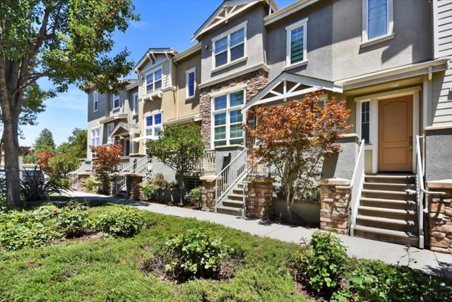 18437 Opal Lane, Morgan Hill CA: https://media.crmls.org/mediaz/e7e99ba0-cc48-44fa-bd38-b310c64499e5.jpg