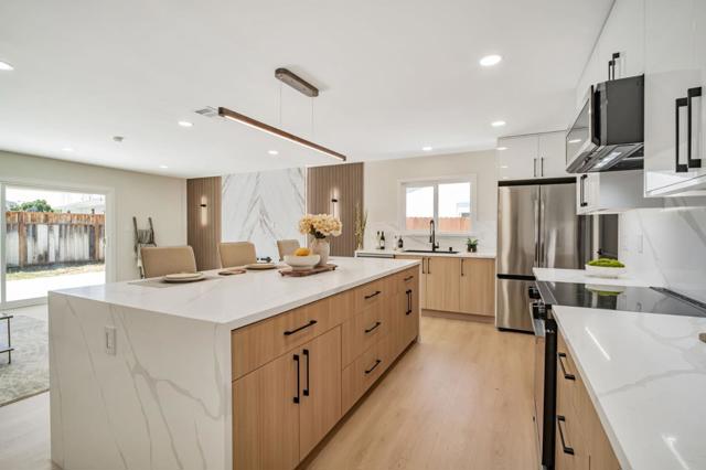 3680 Norfolk Road, Fremont CA: https://media.crmls.org/mediaz/e7e9b2f3-780f-4e70-a40e-df9fa0b2d3fc.jpg