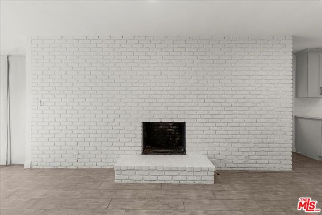 262 Macdonald Street, Pasadena CA: https://media.crmls.org/mediaz/e7ea9a8a-4d8c-452b-b7d1-85a56884d2cd.jpg