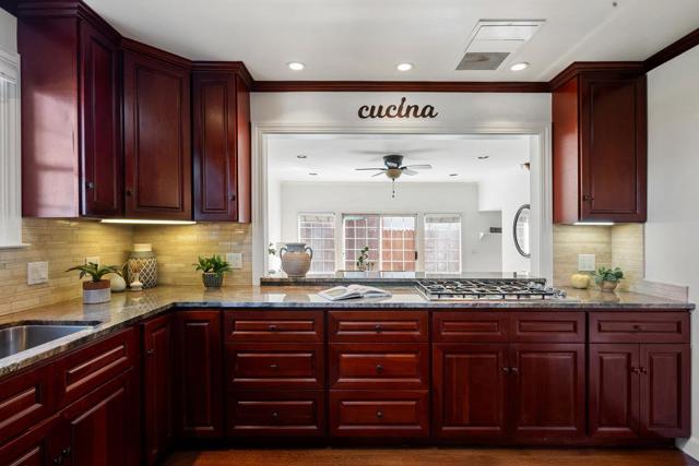 403 Santa Florita Avenue, Millbrae CA: https://media.crmls.org/mediaz/e7eb3804-7b48-4d58-b015-831e898bea4b.jpg