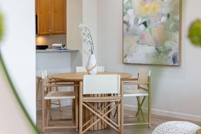 2109 Kiwi, San Jose CA: https://media.crmls.org/mediaz/e7ec612c-8167-4739-a9df-5cef8113d58c.jpg