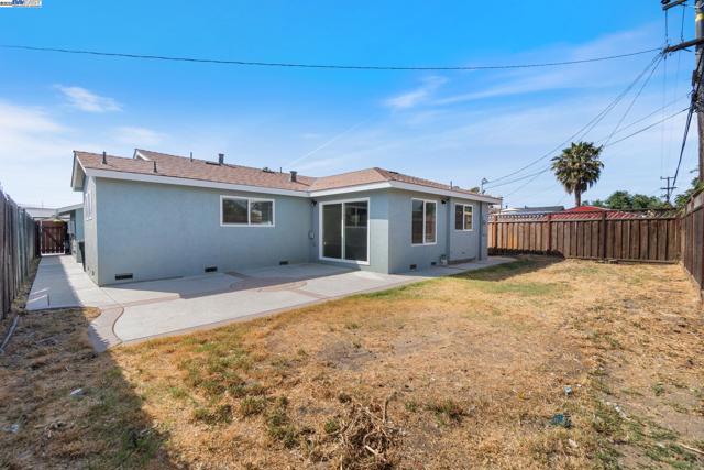 4643 sloan, Fremont CA: https://media.crmls.org/mediaz/e7eca090-9a6e-4cef-9f81-9121c62aa1fa.jpg