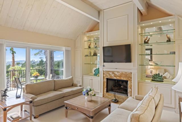 0 Mission 4 NW of 4th Street, Carmel CA: https://media.crmls.org/mediaz/e7ee49d3-0aee-4fec-a177-7ac06f8288ad.jpg