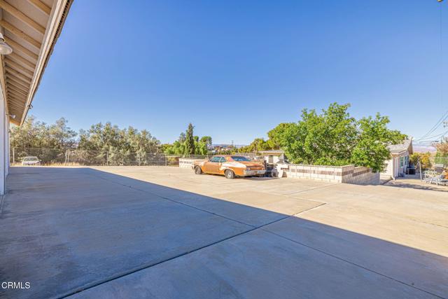 Detail Gallery Image 41 of 58 For 4716 Columbia Way, Quartz Hill,  CA 93536 - 3 Beds | 3 Baths