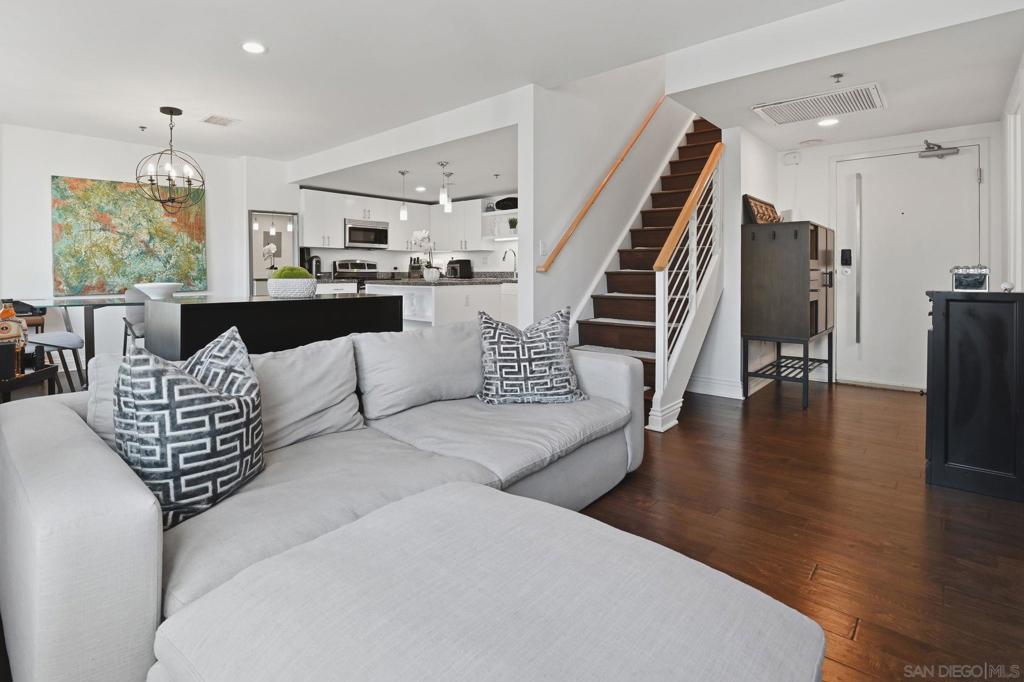 425 Beech
