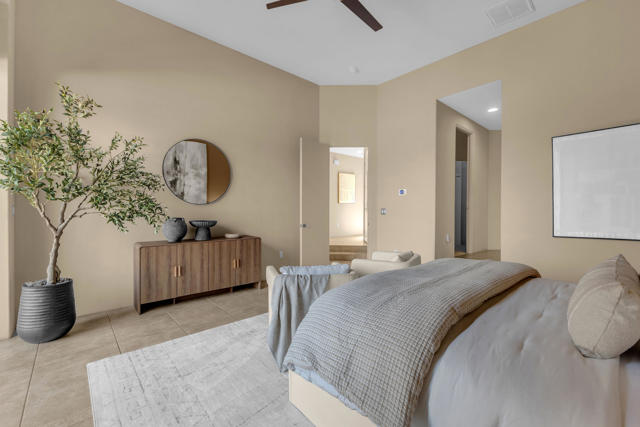 50050 Camino Privado, La Quinta CA: https://media.crmls.org/mediaz/e7f19e1a-2402-4ede-a7ae-b8cc562b8364.jpg