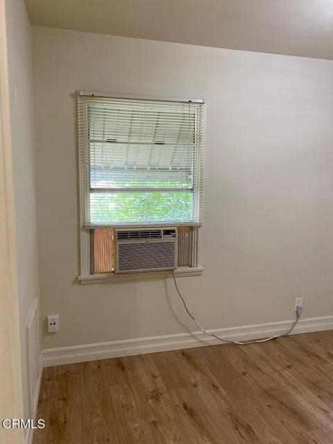 1420 E Wilson Avenue, Glendale CA: https://media.crmls.org/mediaz/e7f1c3ec-76a7-4f43-bc59-a77a8448c335.jpg