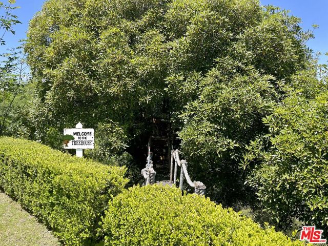Drew Fenton | 1000 Stradella Road Los Angeles CA | MLS: 7195290