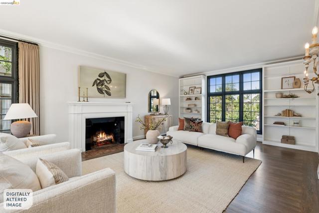 Image 8 of 60 For 906 Paramount Rd