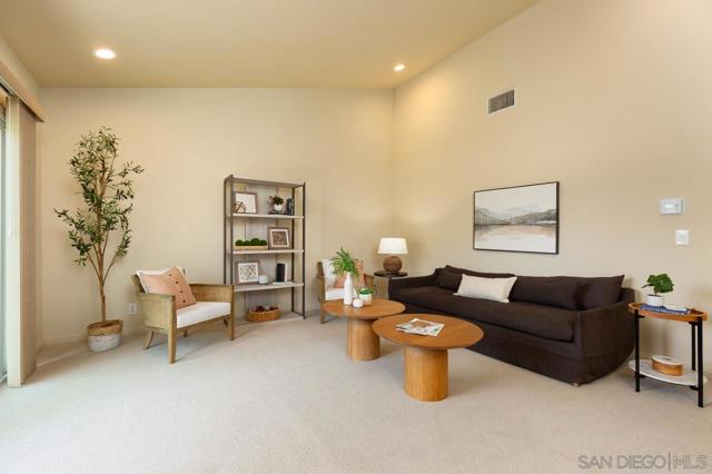 254 Cerco Rosado, San Marcos CA: https://media.crmls.org/mediaz/e7f378f9-bbbe-438a-90fb-4b25bd0ba2be.jpg