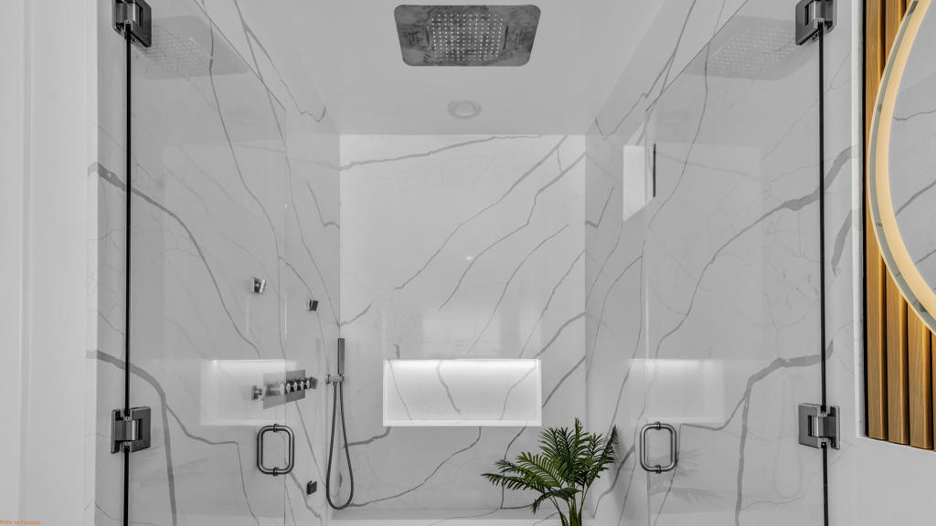https://media.crmls.org/mediaz/e7f5c932-a07e-429b-bfb1-fad37278bc6a.jpg?preset=X-Large