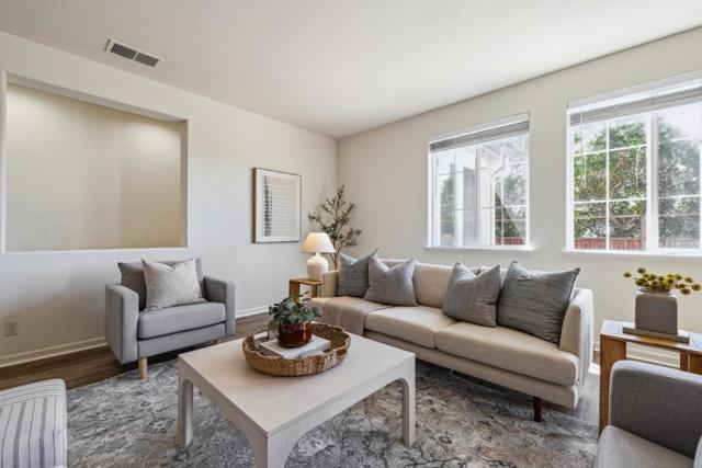 4276 Bay Crest Circle, Seaside CA: https://media.crmls.org/mediaz/e7f72f49-0d6f-4a22-8b17-85a6c4ad07e4.jpg