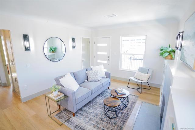 3737 Orange, San Diego CA: https://media.crmls.org/mediaz/e7f76c99-f818-48fc-a067-c0a581419f9d.jpg