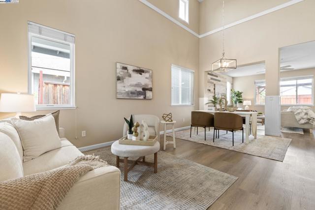 Image 6 of 60 For 6953 Bear Creek Dr