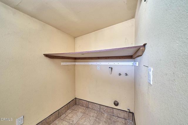 9020 Pionero Road, Pinon Hills CA: https://media.crmls.org/mediaz/e7f7828f-ca11-4f82-8566-fa18bcacbeb1.jpg