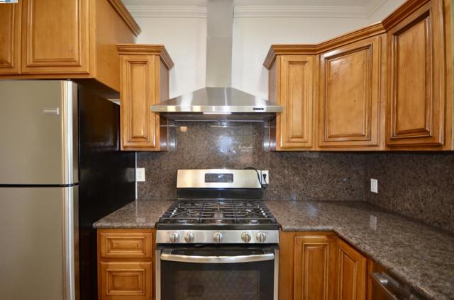 4544 Thornton Ave, Fremont CA: https://media.crmls.org/mediaz/e7f7b25e-44b9-4ff2-837d-98c9b54e1cb4.jpg