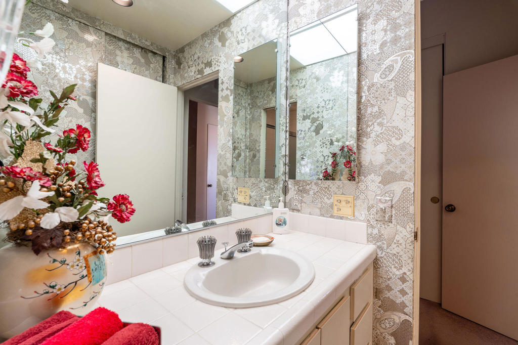 MLS #219138250DA image #23