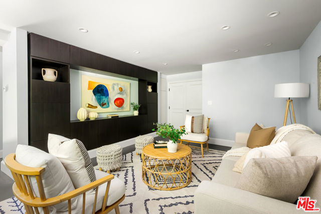 508 GLEN Trail, Topanga CA: https://media.crmls.org/mediaz/e7f9ccb1-ec1d-4db2-b327-4fd4f7e6372a.jpg