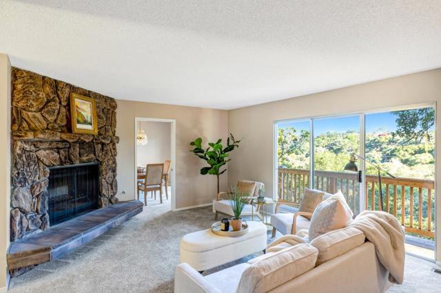 25 Los Encinos Drive, Del Rey Oaks CA: https://media.crmls.org/mediaz/e7fa00bb-ff00-4193-9678-d14e2bfe18f9.jpg
