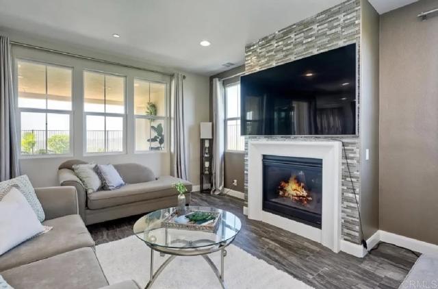 Detail Gallery Image 5 of 29 For 218 Newport Pier Way, Oceanside,  CA 92054 - 4 Beds | 4 Baths