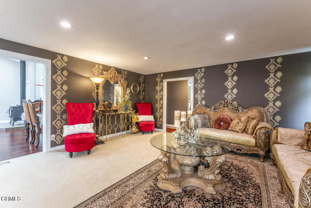 18900 Porterfield Lane, Fort Bragg CA: https://media.crmls.org/mediaz/e7fc719a-1382-4f37-acd0-2831371a7a8a.jpg