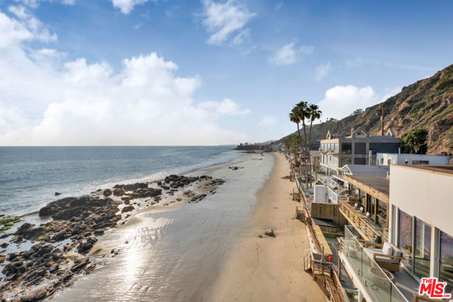 20840 Pacific Coast Highway, Malibu CA: https://media.crmls.org/mediaz/e7fdf146-565c-4050-ae12-1ba23197bf90.jpg