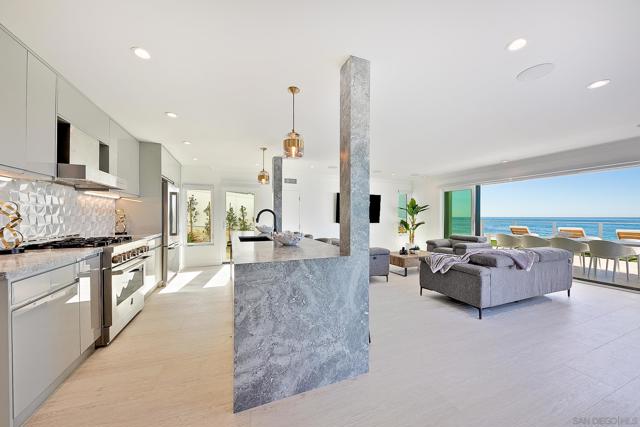 303 Sea Lane, La Jolla CA: https://media.crmls.org/mediaz/e7fe4a5e-0bc0-4ab7-a6fe-f668eb39cb08.jpg