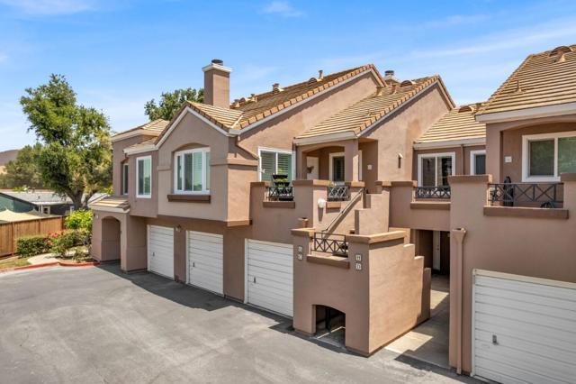 6901 Rodling Drive, San Jose CA: https://media.crmls.org/mediaz/e7fe51d2-bcee-42fd-82cc-dbe9bc3f73e5.jpg
