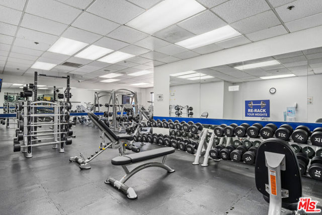 4316 Marina City Drive, Marina del Rey CA: https://media.crmls.org/mediaz/e7feeabe-d225-44de-8eb2-51b9c5f38e06.jpg