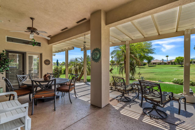 80435 Muirfield Drive, Indio CA: https://media.crmls.org/mediaz/e7fef7e9-7ac2-4d5d-97d5-5700e4cee0a5.jpg