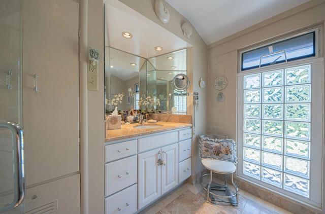 800 Adair Place, Del Rey Oaks CA: https://media.crmls.org/mediaz/e7ffb465-2f18-48d0-a077-2c95ba1c626f.jpg