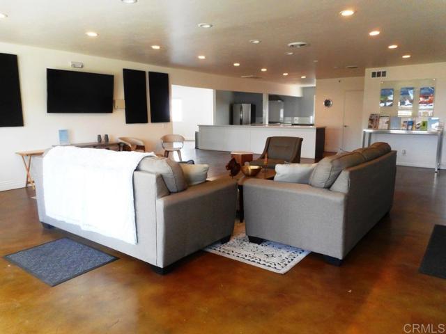 211 N Citrus Avenue, Escondido CA: https://media.crmls.org/mediaz/e800eeff-f203-47b4-a69e-7ca14a81b3c2.jpg